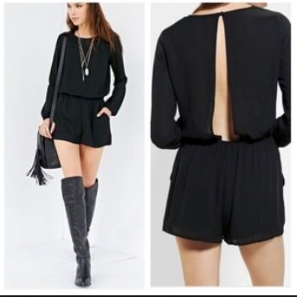 BLACK LUCCA COUTURE ROMPER - Picture 1 of 2